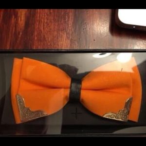 Bow Tie